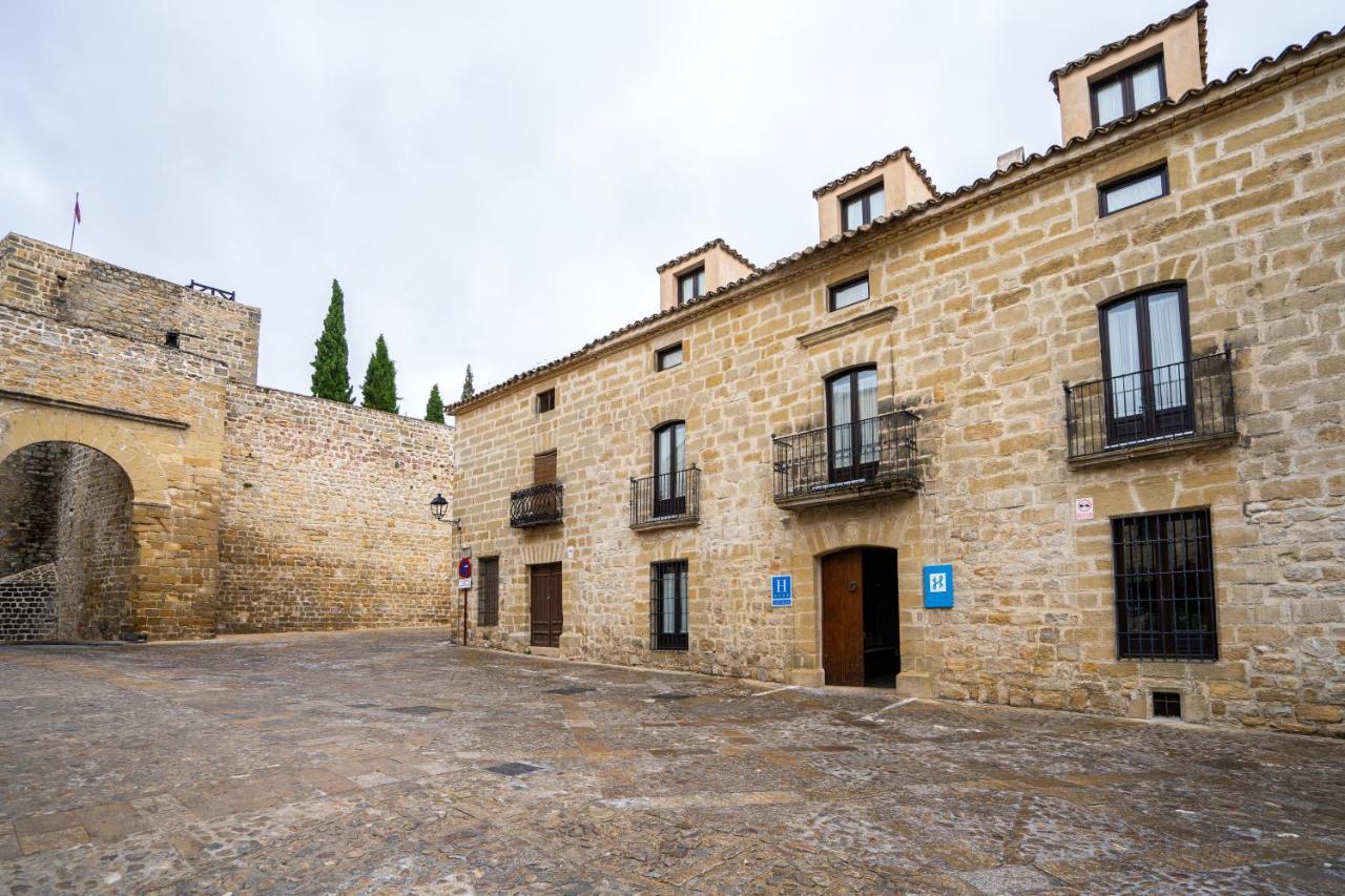 Hotel YIT La Casona del Arco Baeza Esterno foto
